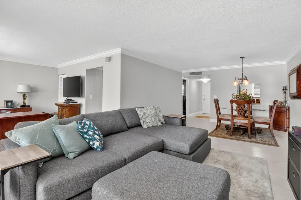 6300 NW 2nd Avenue Boca Raton FL 33487