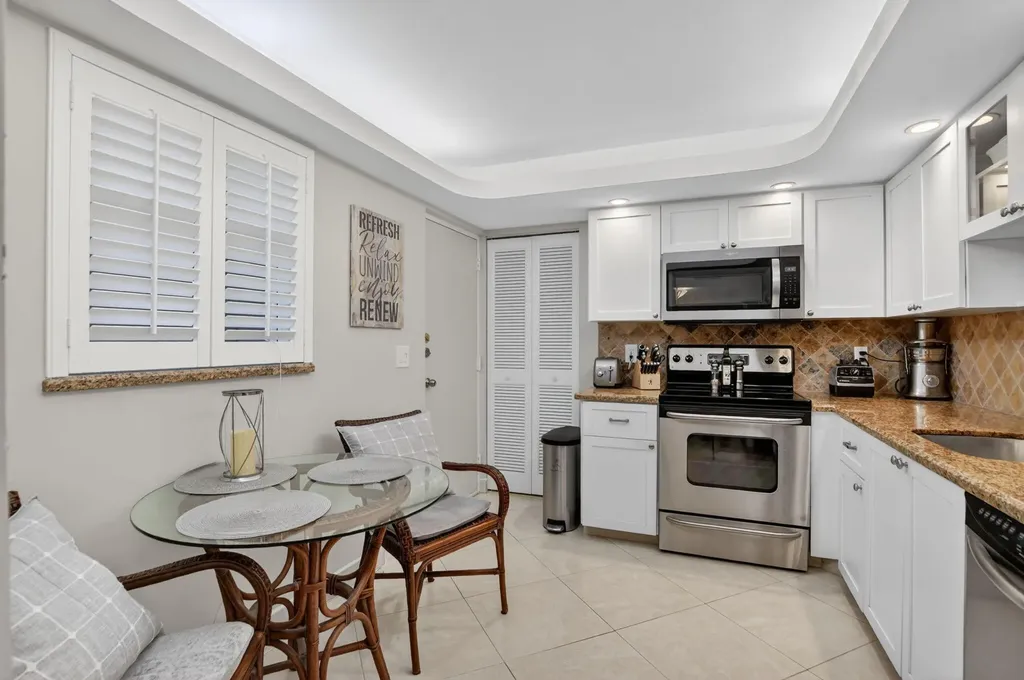 6300 NW 2nd Avenue Boca Raton FL 33487