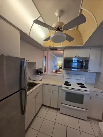 1333 E Hallandale Beach Boulevard Hallandale Beach FL 33009