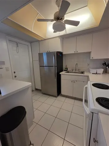 1333 E Hallandale Beach Boulevard Hallandale Beach FL 33009