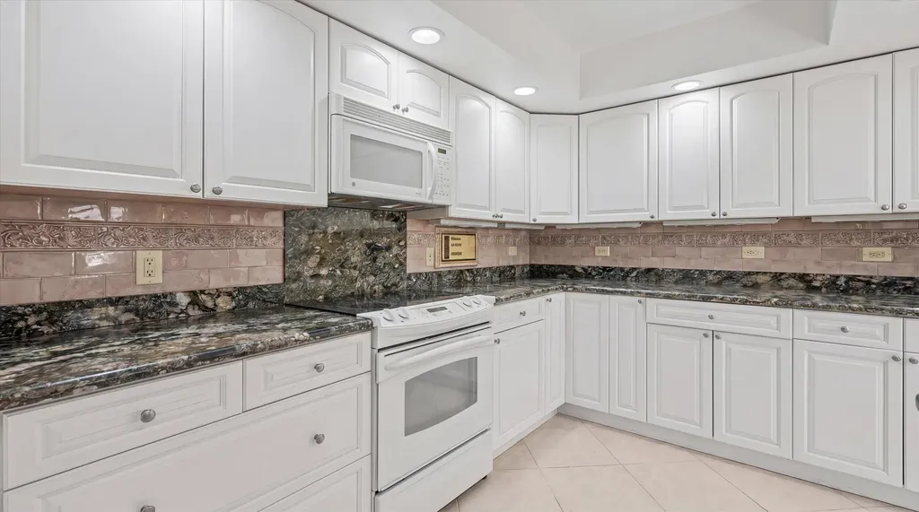 16997 Freshwind Circle Jupiter FL 33477