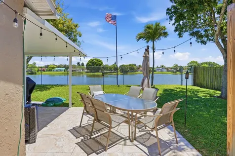 1392 Thornridge Lane Royal Palm Beach FL 33411