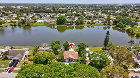 1392 Thornridge Lane Royal Palm Beach FL 33411