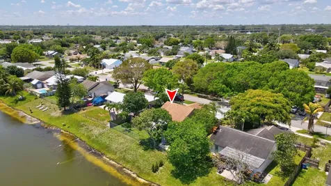 1392 Thornridge Lane Royal Palm Beach FL 33411