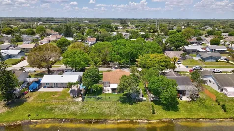 1392 Thornridge Lane Royal Palm Beach FL 33411