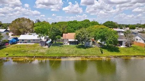 1392 Thornridge Lane Royal Palm Beach FL 33411