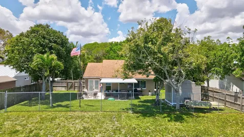 1392 Thornridge Lane Royal Palm Beach FL 33411
