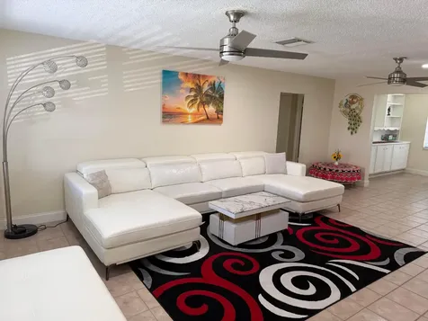 1904 SW 13th Way Boynton Beach FL 33426