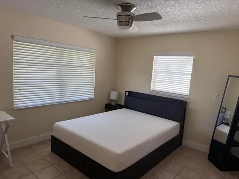 1904 SW 13th Way Boynton Beach FL 33426