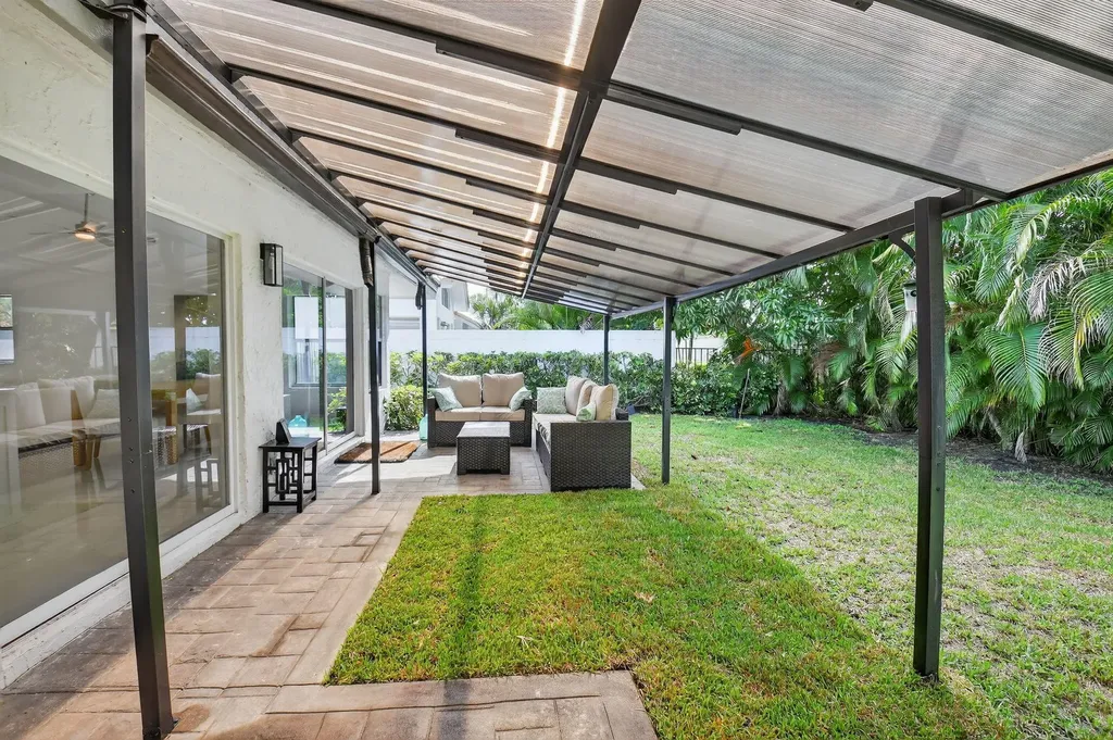 2218 NW 52nd Street Boca Raton FL 33496
