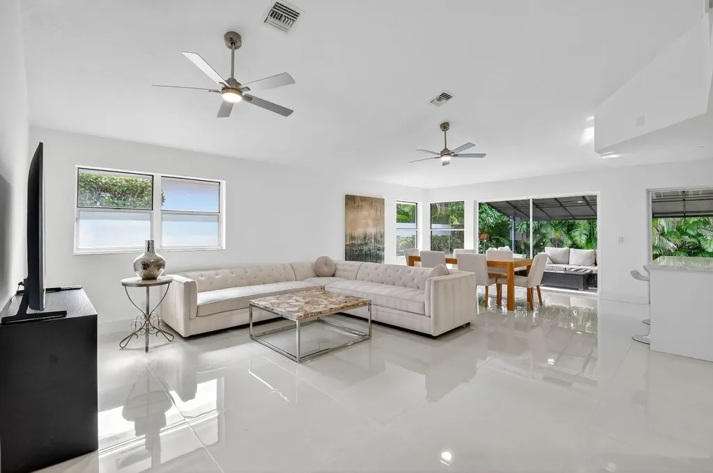 2218 NW 52nd Street Boca Raton FL 33496