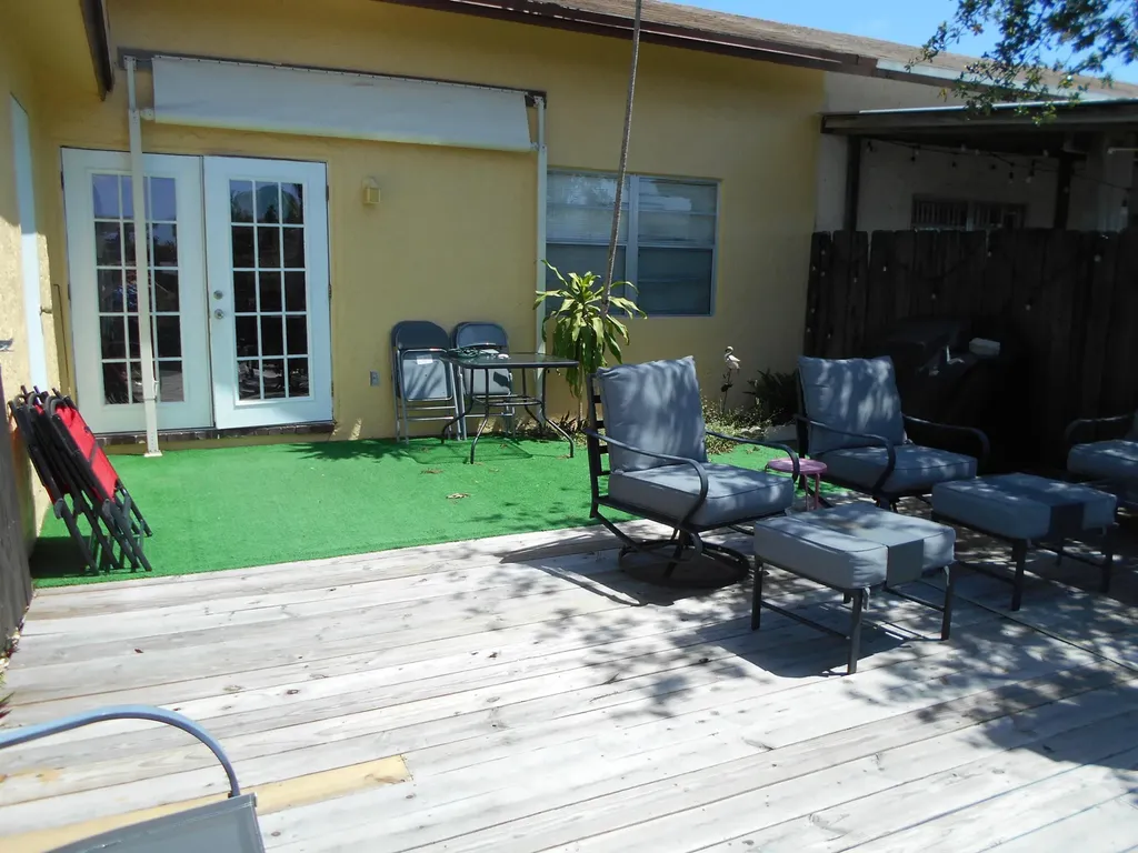 510 NW 43rd Street Deerfield Beach FL 33064