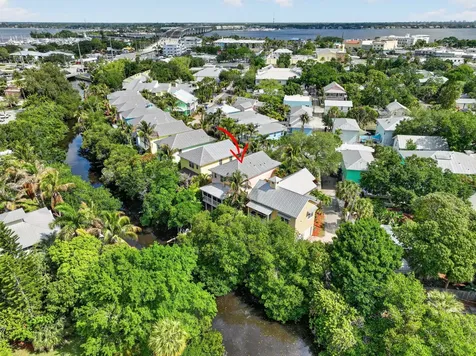 540 SW Akron Avenue Stuart FL 34994