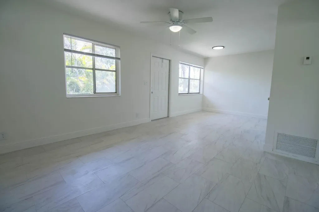 400 SW 7th Avenue Fort Lauderdale FL 33312
