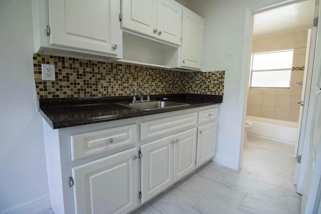 400 SW 7th Avenue Fort Lauderdale FL 33312