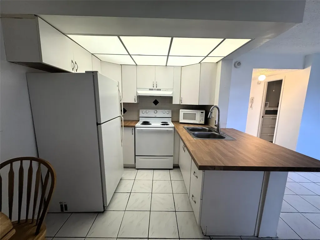 1701 Buchanan Street Hollywood FL 33020