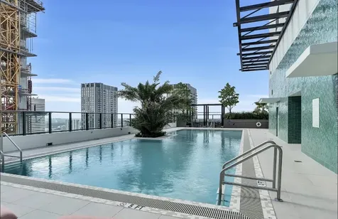11 NE 6th Street Miami FL 33132