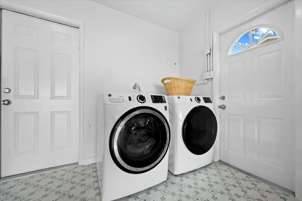 232 Cove Place Jupiter FL 33469