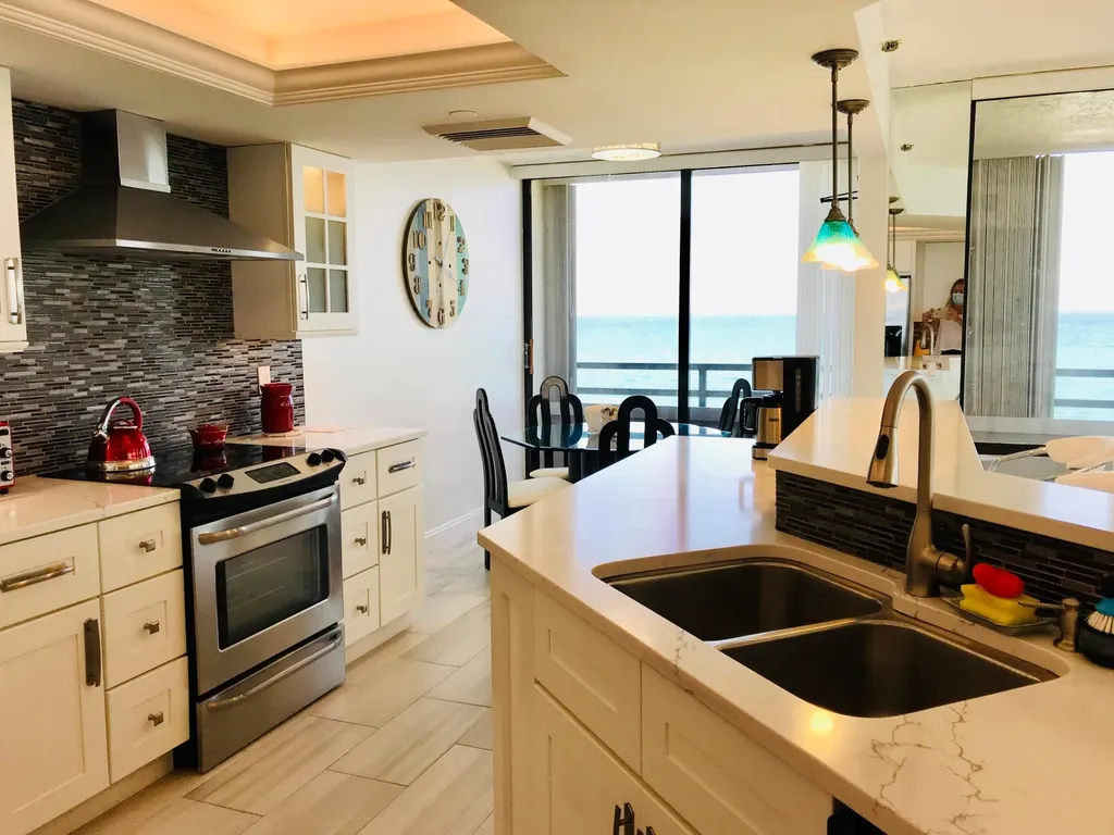 3560 S Ocean Boulevard South Palm Beach FL 33480