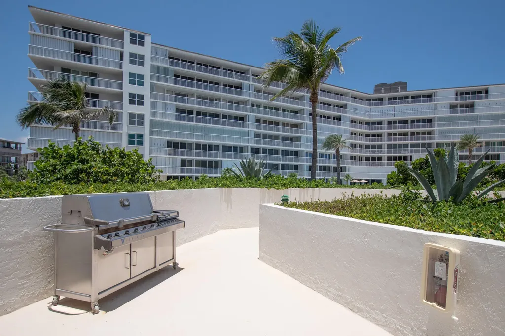 3560 S Ocean Boulevard South Palm Beach FL 33480