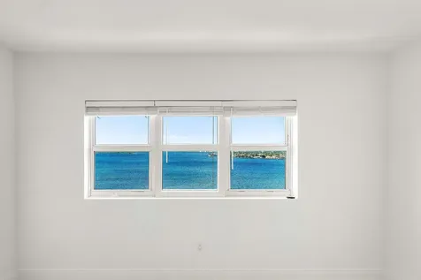 2650 Lake Shore Drive Riviera Beach FL 33404