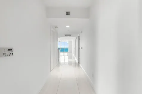 2650 Lake Shore Drive Riviera Beach FL 33404