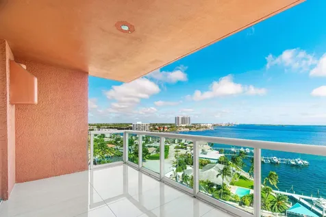 2650 Lake Shore Drive Riviera Beach FL 33404