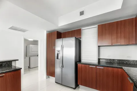 2650 Lake Shore Drive Riviera Beach FL 33404