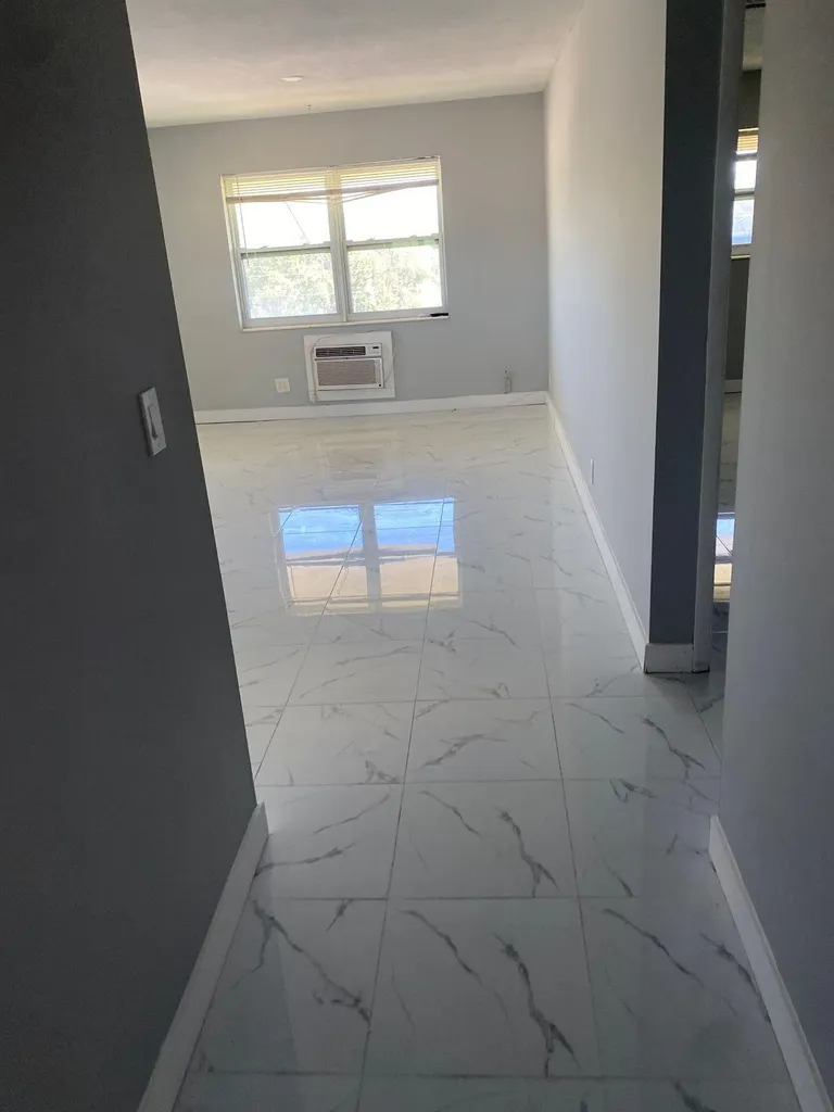 1150 E Sample Road Pompano Beach FL 33064