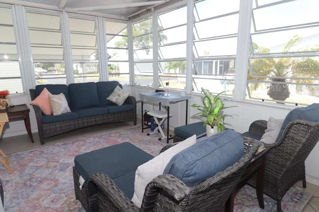9002 Fomento Bay Boynton Beach FL 33436