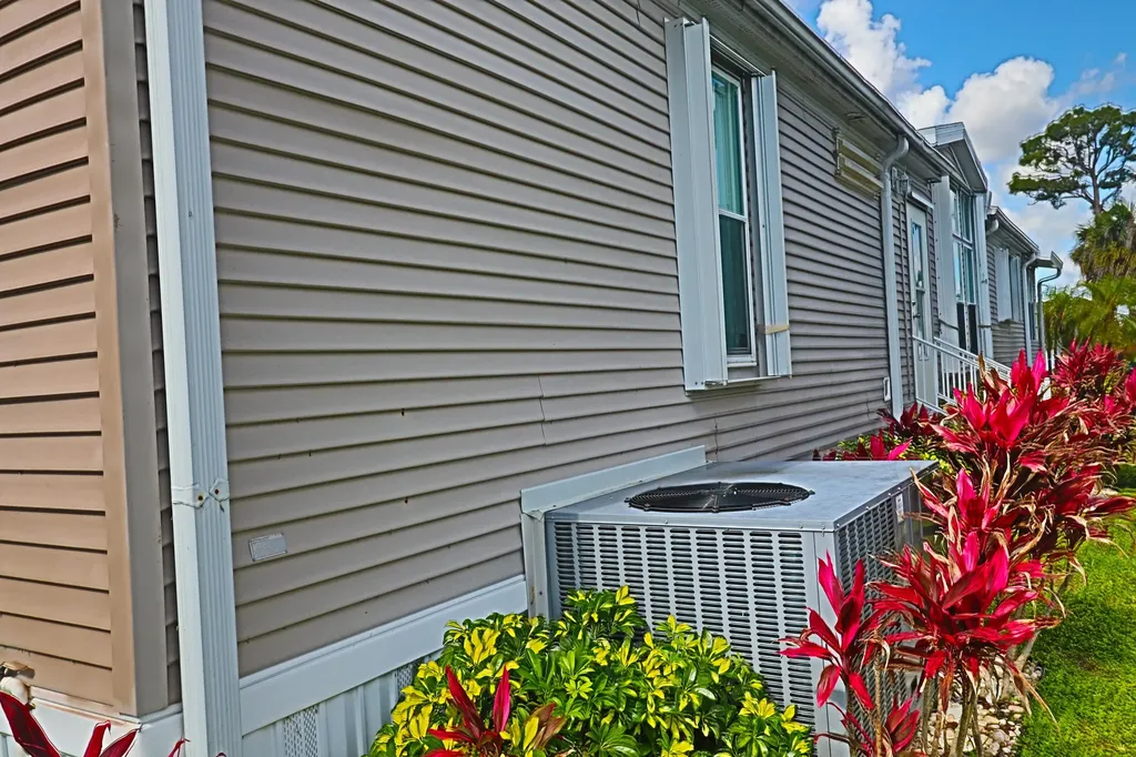 9002 Fomento Bay Boynton Beach FL 33436
