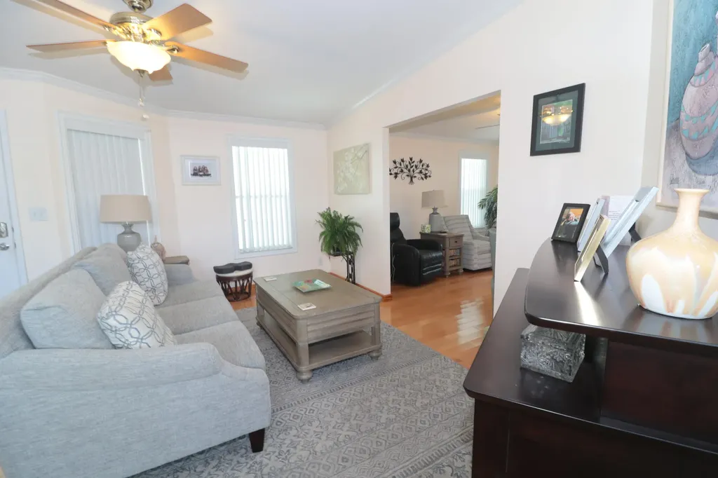 9002 Fomento Bay Boynton Beach FL 33436