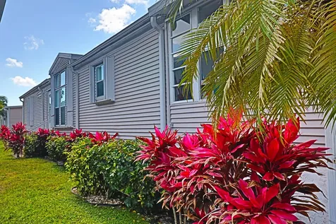 9002 Fomento Bay Boynton Beach FL 33436