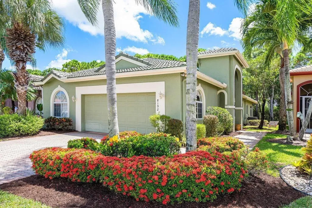 8192 Brindisi Lane Boynton Beach FL 33472