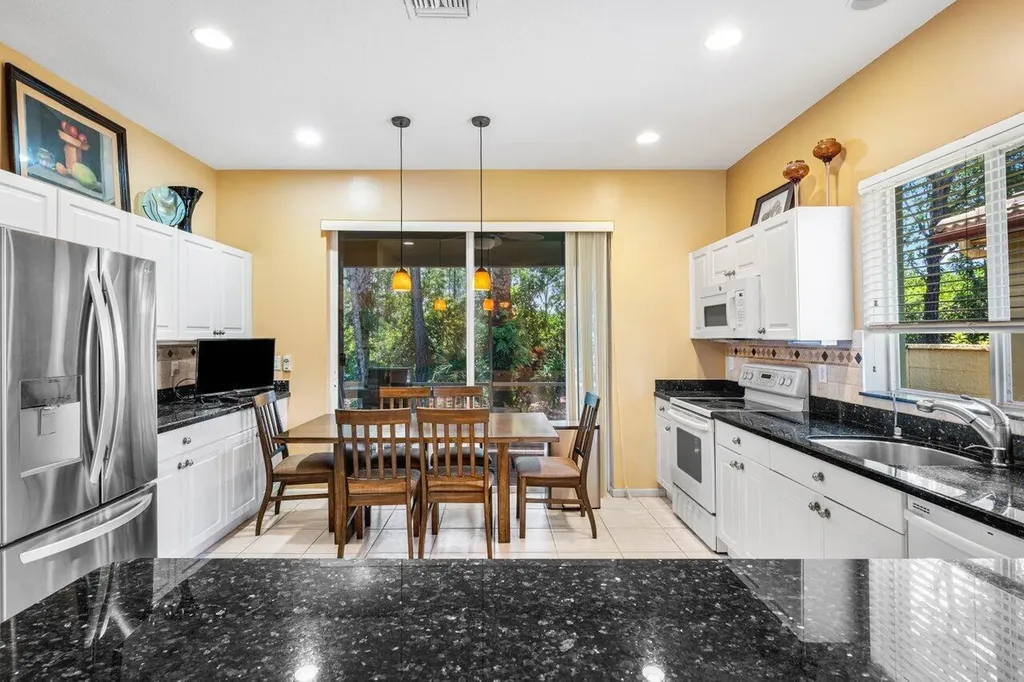 8192 Brindisi Lane Boynton Beach FL 33472