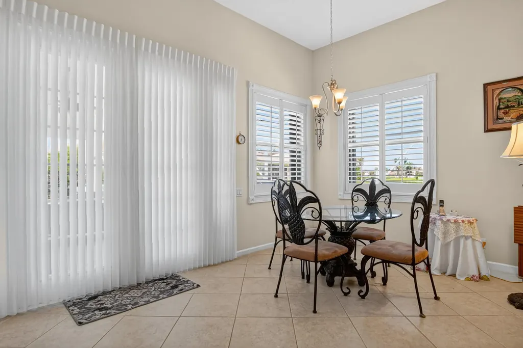 376 NW Shoreview Drive Port St Lucie FL 34986
