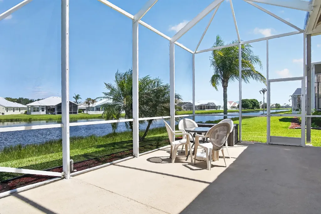 376 NW Shoreview Drive Port St Lucie FL 34986