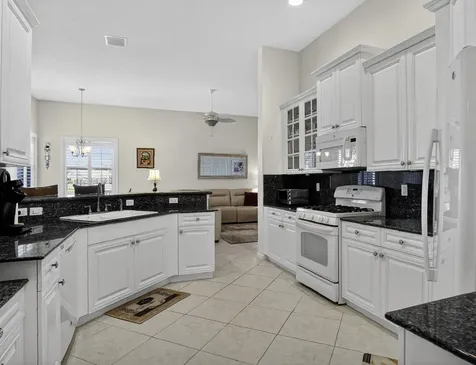 376 NW Shoreview Drive Port St Lucie FL 34986