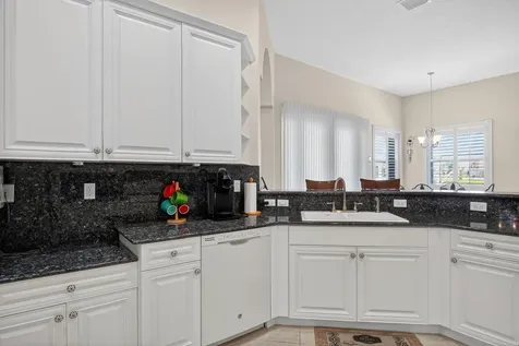 376 NW Shoreview Drive Port St Lucie FL 34986