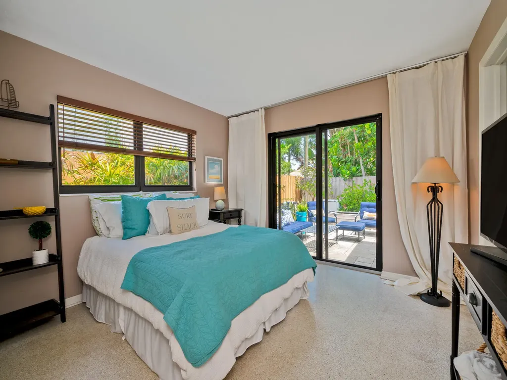3220 S Olive Avenue West Palm Beach FL 33405