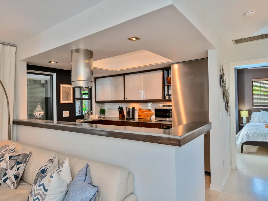 3220 S Olive Avenue West Palm Beach FL 33405