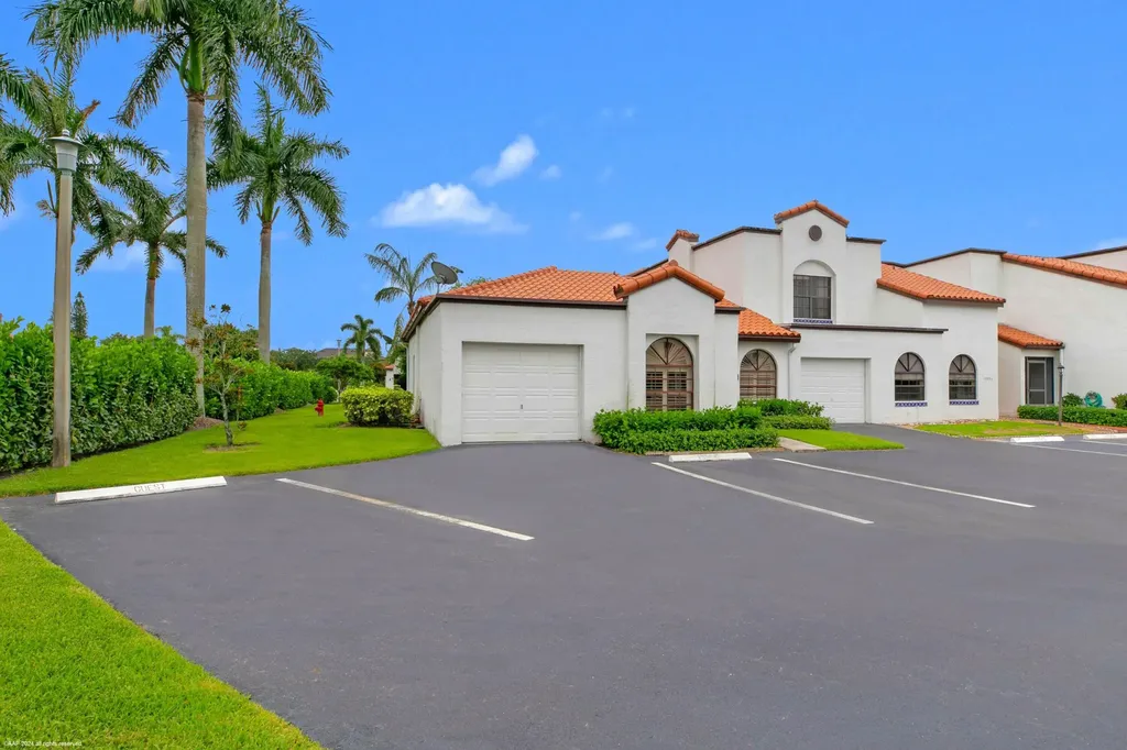 13504 Fountain View Boulevard Wellington FL 33414