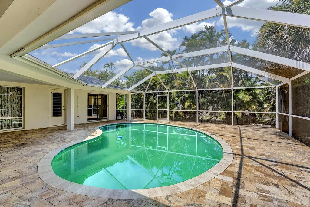 501 NW 11th Street Delray Beach FL 33444
