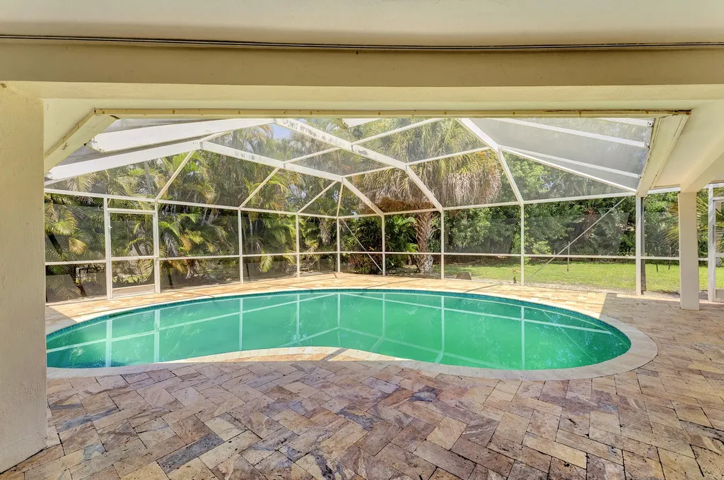 501 NW 11th Street Delray Beach FL 33444
