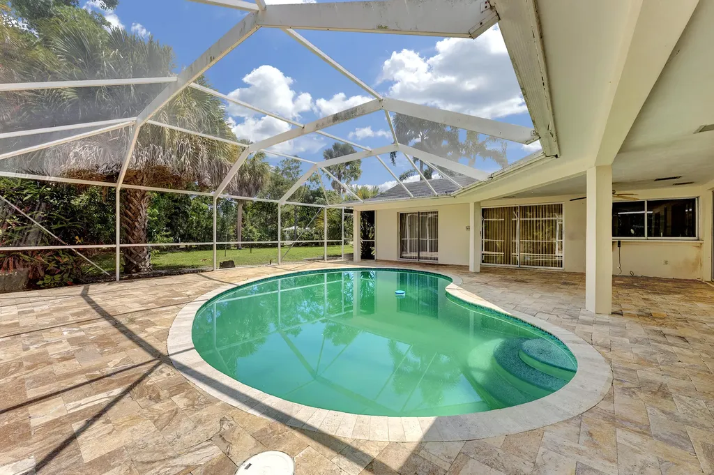 501 NW 11th Street Delray Beach FL 33444
