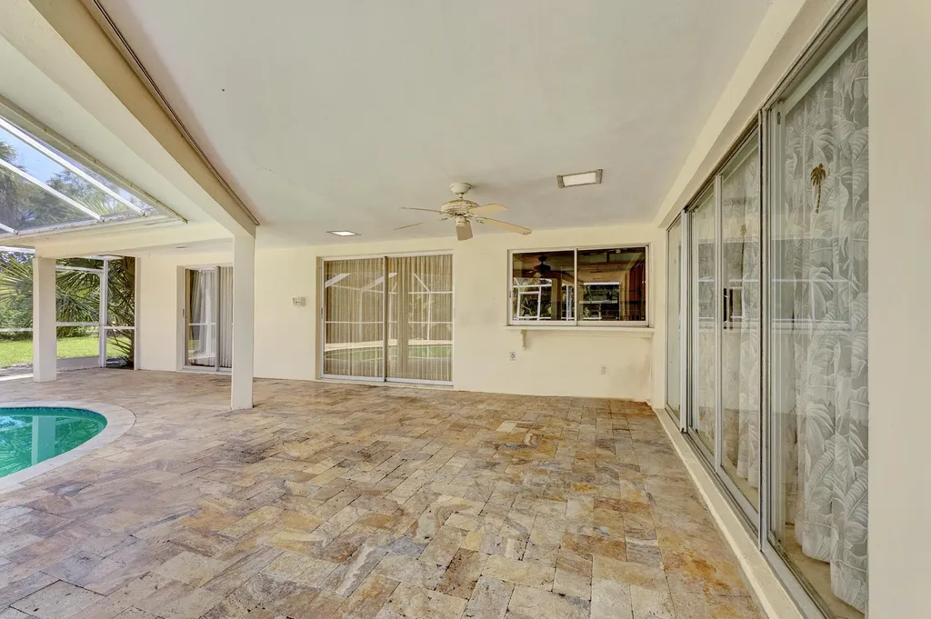 501 NW 11th Street Delray Beach FL 33444