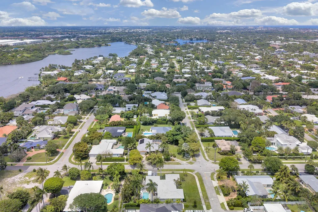 501 NW 11th Street Delray Beach FL 33444