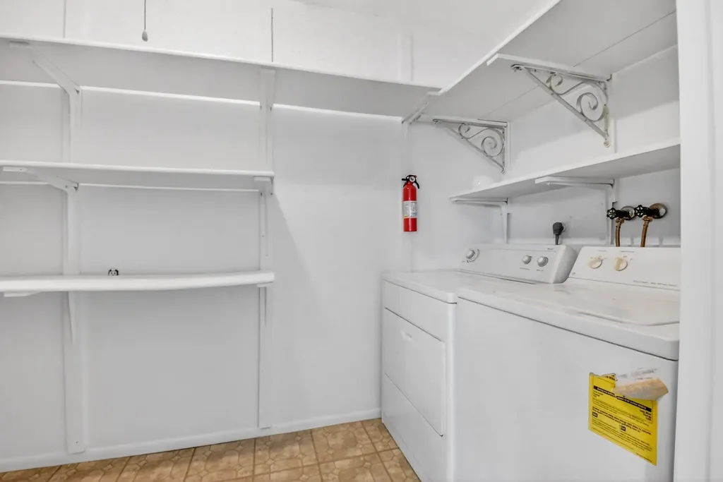 2886 E Fernley Drive Drive E West Palm Beach FL 33415
