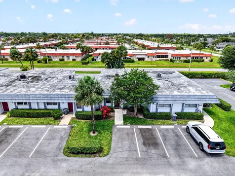 2886 E Fernley Drive Drive E West Palm Beach FL 33415