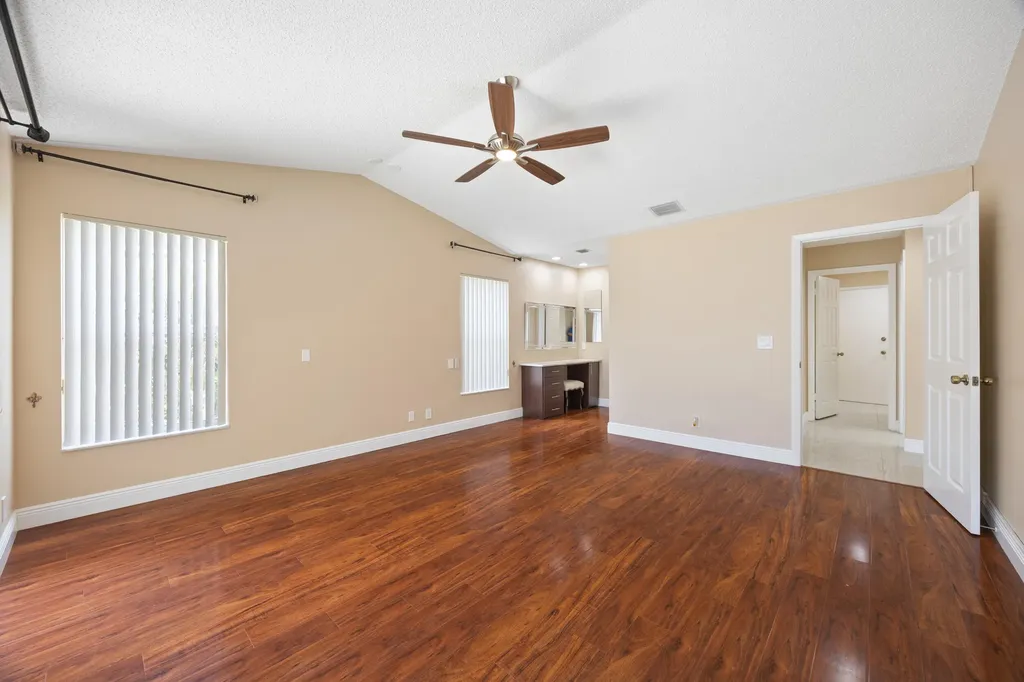 4720 NW 7th Street Deerfield Beach FL 33442
